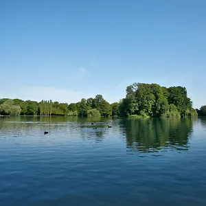 Hotel Biederstein Am Englischen Garten München